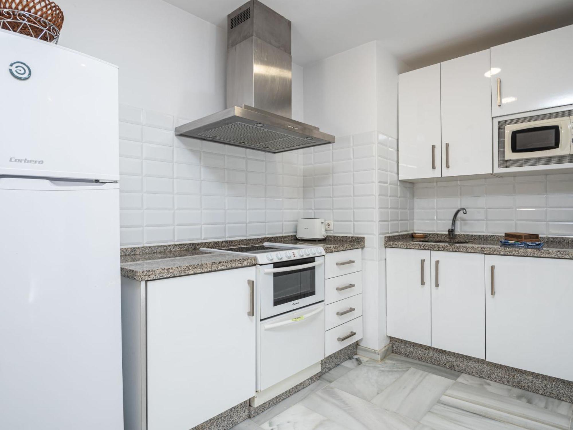 Apartment Jardines Del Mar By Interhome Marbella Bagian luar foto