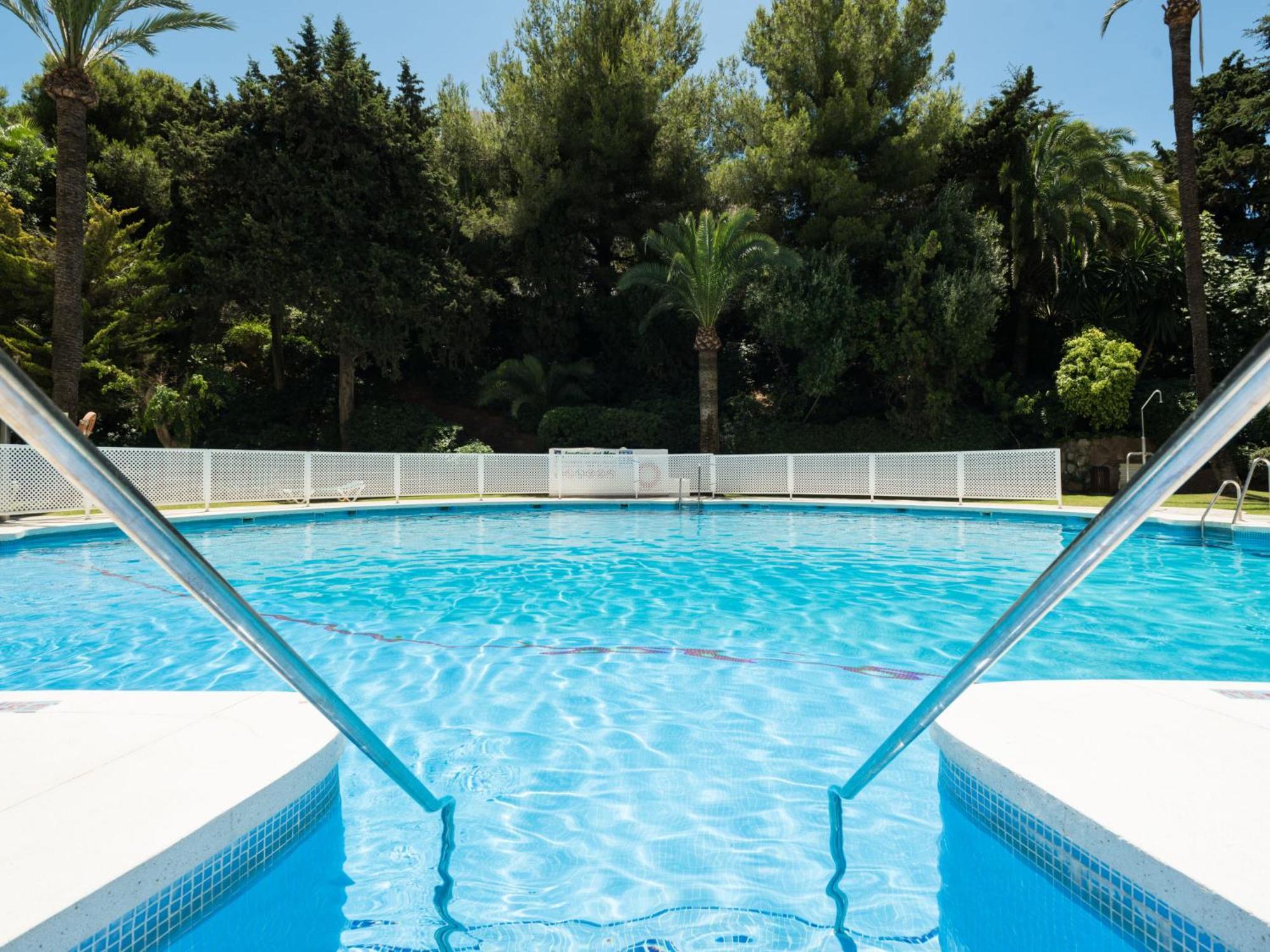 Apartment Jardines Del Mar By Interhome Marbella Bagian luar foto